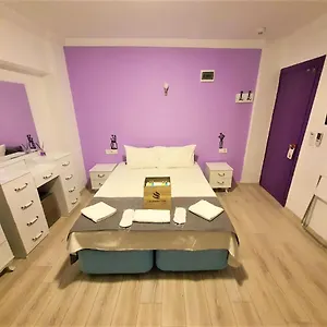 Hotel Lavender